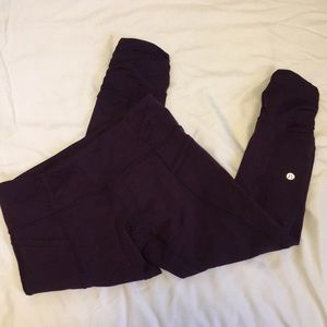 Purple cropped leggings